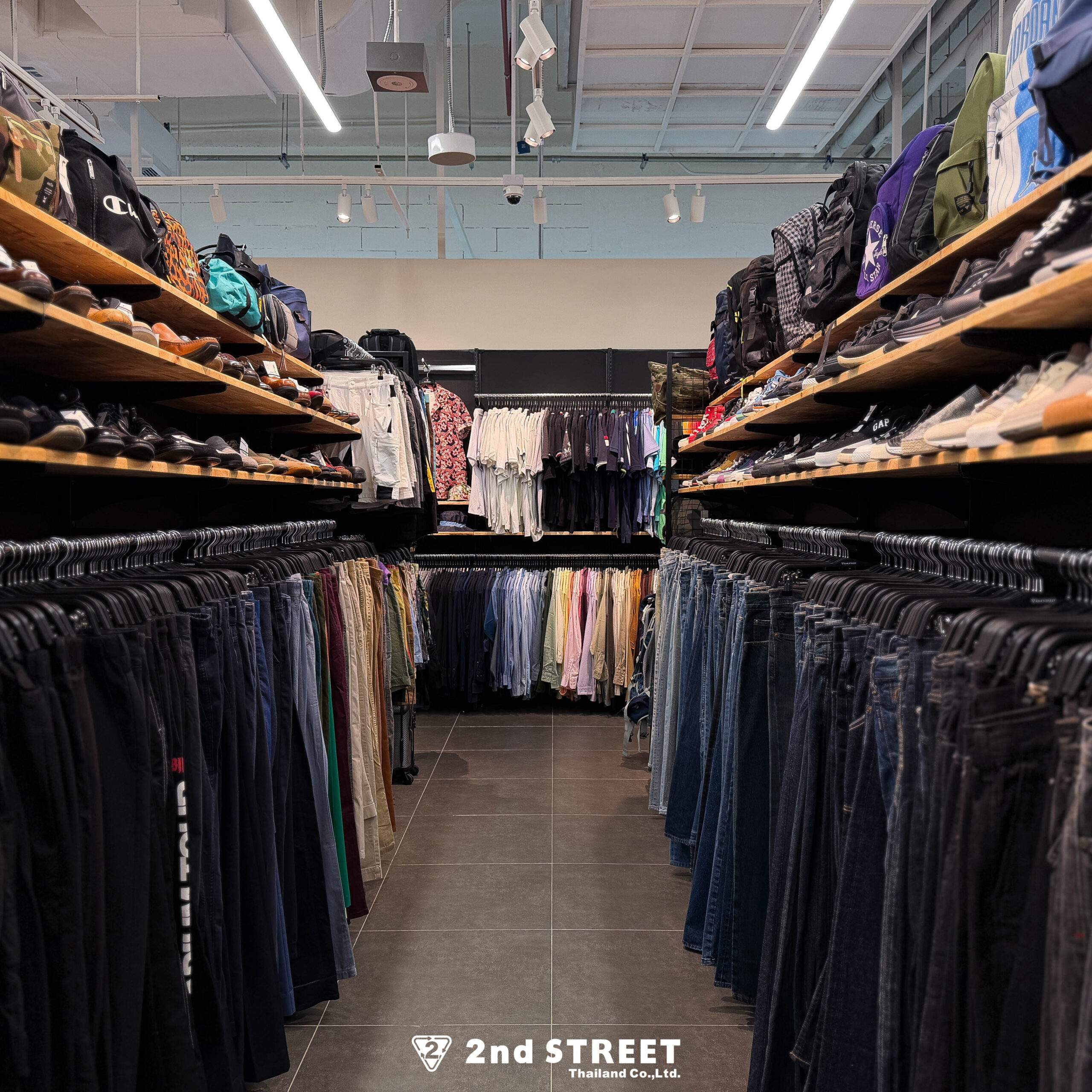 The Mall Lifestore Ngamwongwan