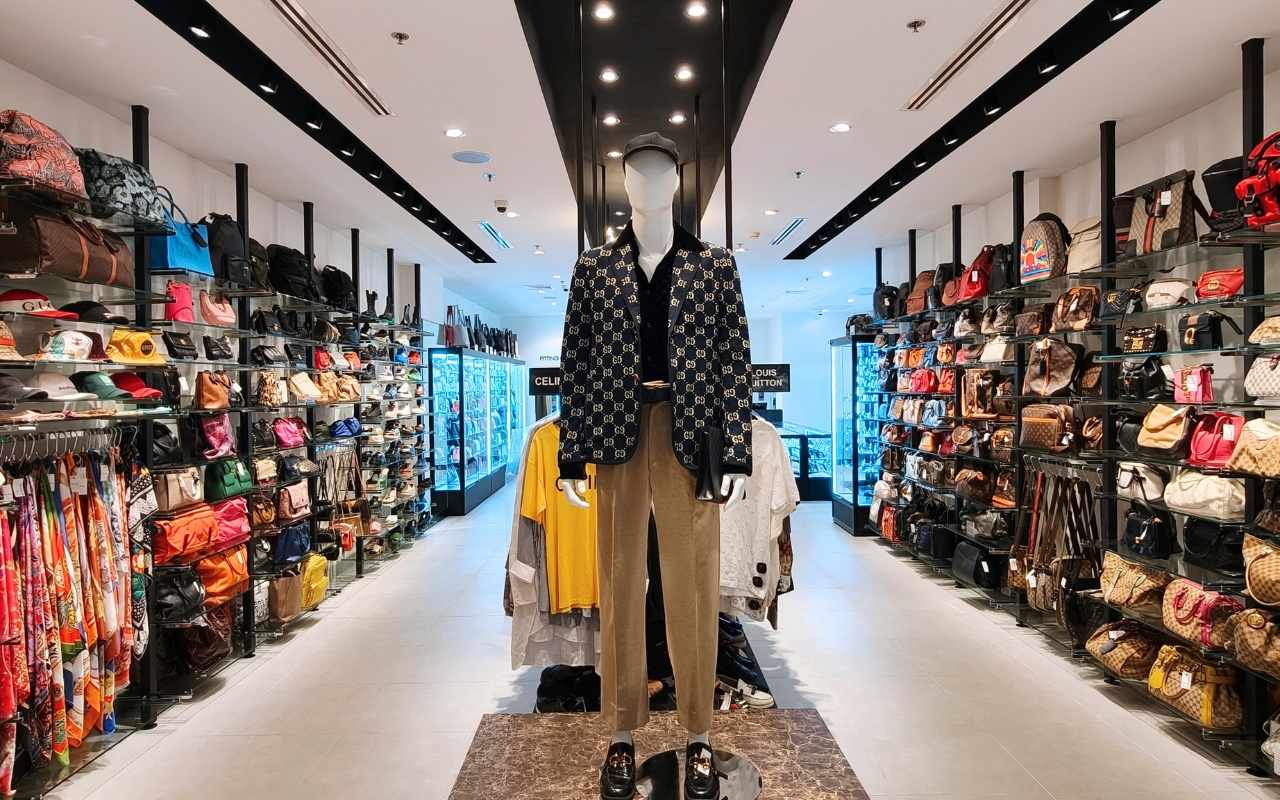 centralwOrld 【BRAND SPECIALTY】